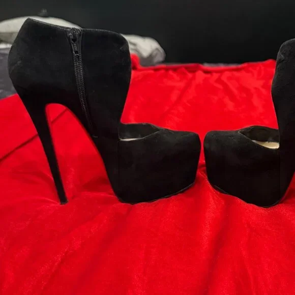 CHRISTIAN LOUBOUTIN BLACK SUEDE PLATFORM HEELS ANKLE BOOTS BOOTIES - Picture 4 of 15